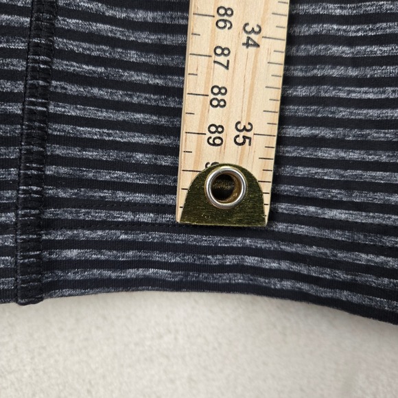 Duluth Trading Womens NoGA Sleeveless Dress Small V-Neck Knit UPF Vacation - Picture 4 of 7